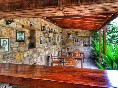 Parmis Boutique House - 17