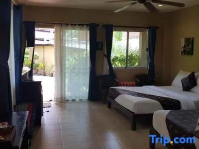 Lanta Castaway Beach Resort - 99