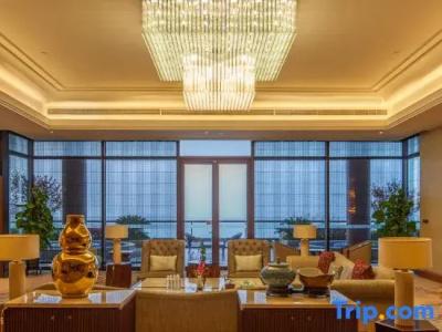 East Tai Lake Grand - 57
