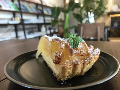 Cafe&Stay Castana - 10
