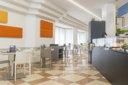 Continental & Residence - 20