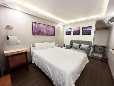 Tuyet Mai - 26