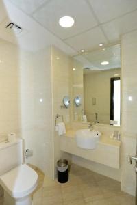 Ivory Grand - 8
