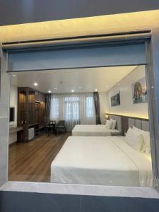 Halong Central - 56