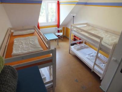 Max Hostel - 64