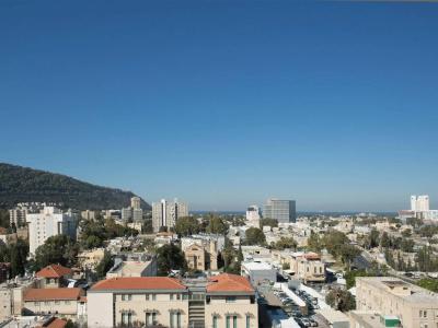 Golden Crown Haifa - 11