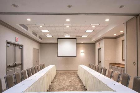Hilton Garden Inn Southpoint - 17