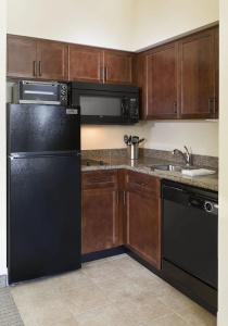 Staybridge Suites Airport, An Ihg - 58
