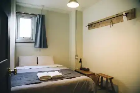 Nui. Hostel & Bar Lounge - 25