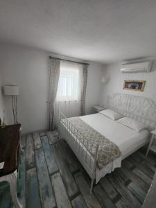 Tarcin Alacati - 21