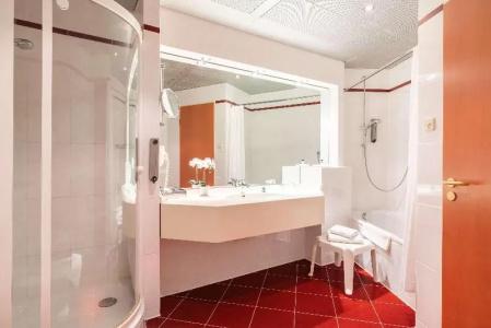 Plaza Schwerin; Sure Collection By Best Western - 61