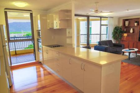 Cairns Aquarius - 41