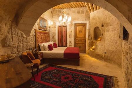 Solo Cave Suites - 163