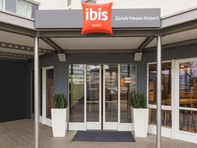 ibis Zürich Messe Airport - 20