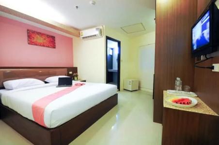 Royal Express Inn - 13
