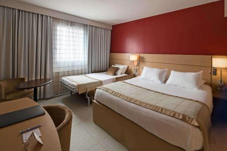 Best Western Plus Le Lavarin - 62