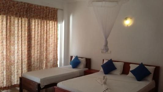 Oasis Beach Resort - 2