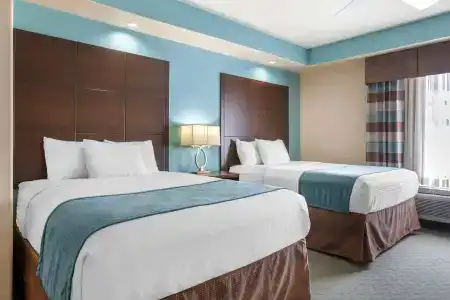 Best Western Plus Suites - 5