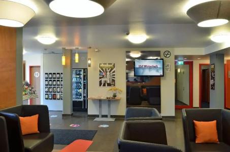 B&B Frankfurt Niederrad - 17