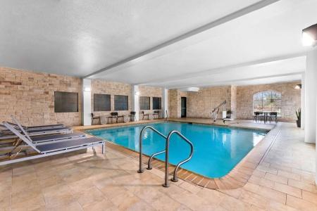 Comfort Inn Near Seaworld - Lackland Afb - 16
