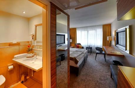 Best Western Plus Delta Park - 56