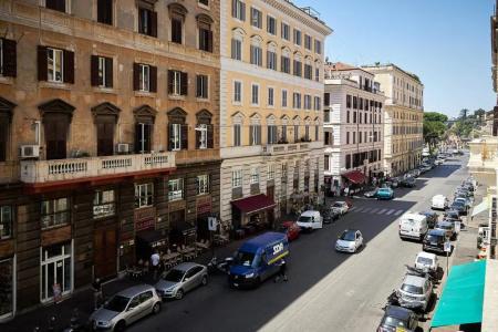 The Roman Empire Guesthouse - 41