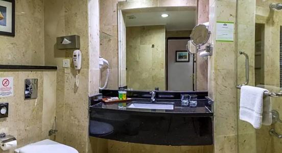 Days Inn & Suites Amman - 14