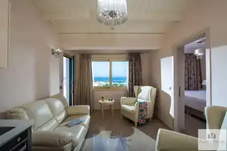 Pilot's Villas Luxury Suites - 160