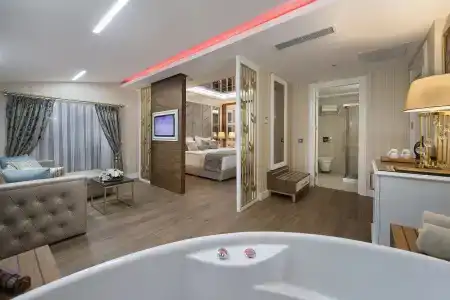 Elysium Green Suites - 17