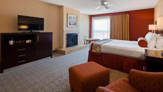 Best Western Plus Inn - 92