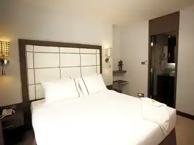 Sukhumvit Suites - 107