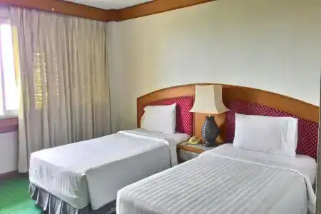 Siam Thani - 24