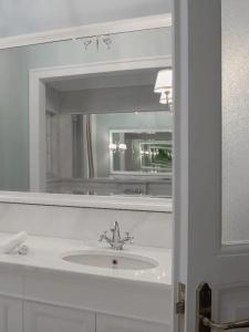 Noble Suites - 63