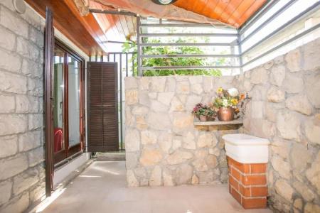 Garden Apartment - 28