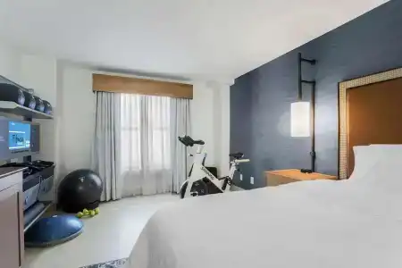 Hampton Inn & Suites Austin-Downtown/Convention Center - 63