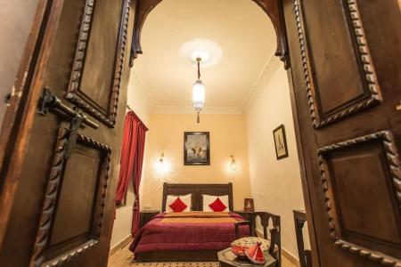 Riad Nasreen - 74