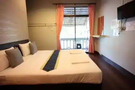 Marina hut guest house - 49