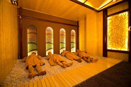 Gold Coast Resort & Spa - 17