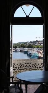 Best Western Le Cheval Blanc -Centre- Vieux Port - 171