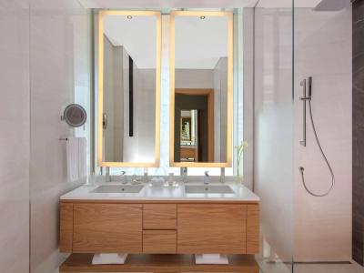 Sls Dubai & Residences - 16