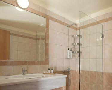 Asterias Village - 9