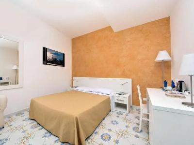 San Nicola Guest House - 10