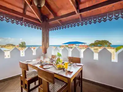 DoubleTree By Hilton Zanzibar - Stone Town - 30