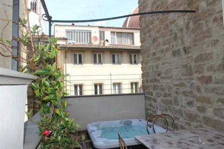 Donati Luxury Tower Suites - 225