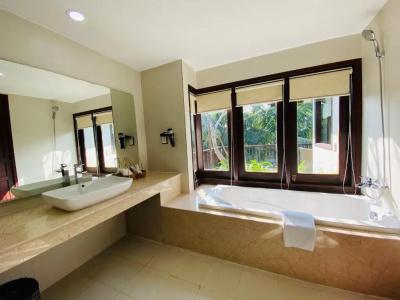 Vinh Hung Emerald Resort - 128