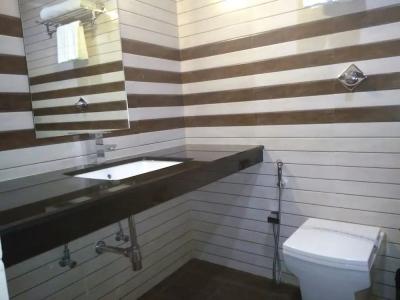 The Royal Comfort - 35