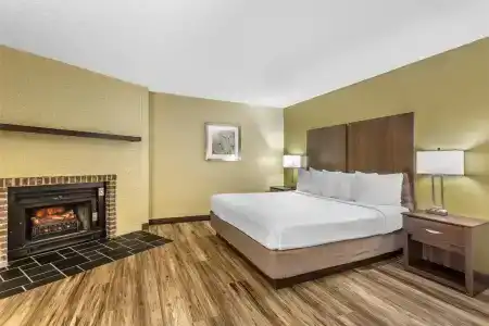 Best Western Plaza Inn - 61