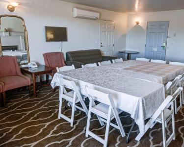 Comfort Inn - 16