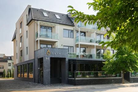 Onyx Luxury - 68