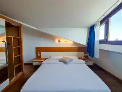 Shah Inn - 21